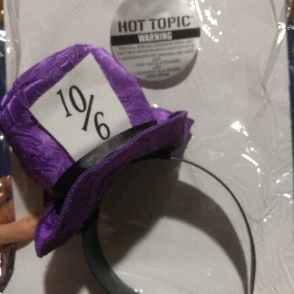 Hot Topic Mad Hatter costume size small - Price Firm - Picture 6 of 6